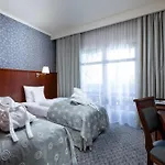 Hotel&spa Stary Basen Swimming Pool فندق Dziwnów