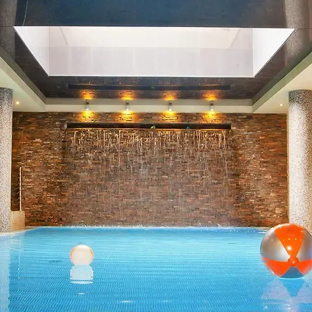 Hotel&spa Stary Basen Swimming Pool