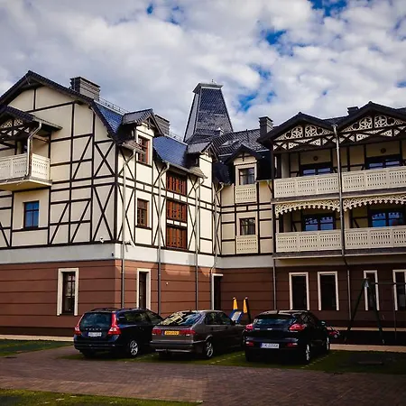 Hotel&spa Stary Basen Swimming Pool 호텔