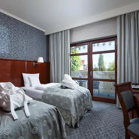 Hotel&spa Stary Basen Swimming Pool Dziwnów