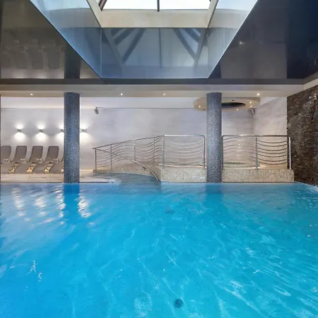Hotel Hotel&spa Stary Basen Swimming Pool