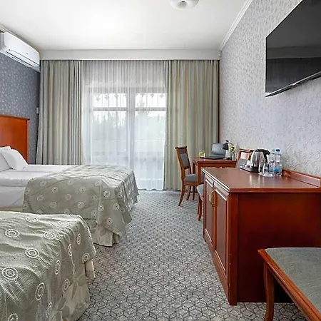 Hotel&spa Stary Basen Swimming Pool Hotel 3*