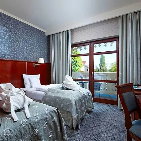 Hotel Hotel&spa Stary Basen Swimming Pool 3*