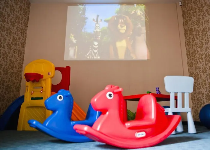 Hotel&spa Stary Basen Swimming Pool Hotel 3*