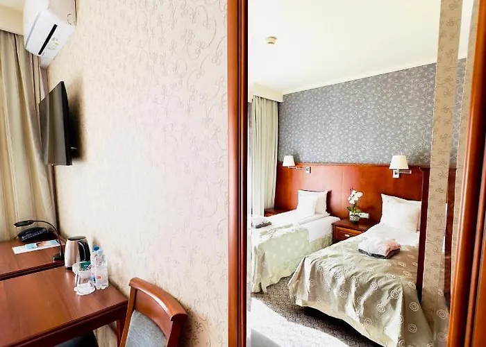 Hotel Hotel&spa Stary Basen Swimming Pool 3*