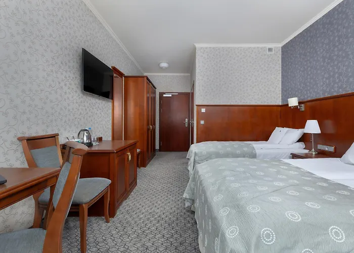 Hotel&spa Stary Basen Swimming Pool Hotel 3*