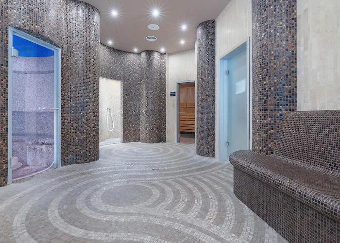 Hotel Hotel&spa Stary Basen Swimming Pool 3*